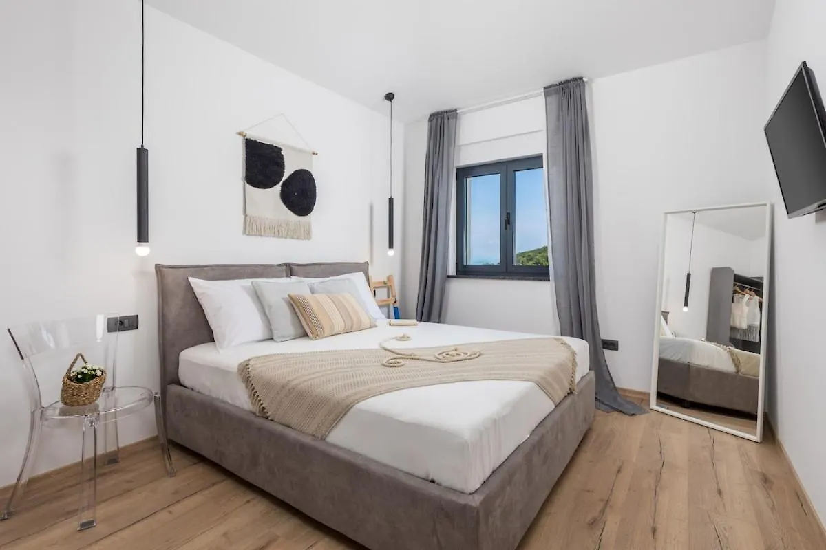 Villa Mantis Martina Croatia
